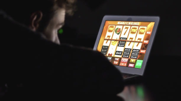 waktu 777 Live Dealer Tables, Streamed in Real Time